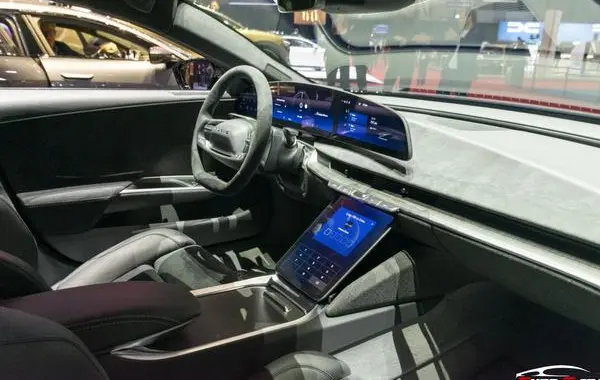 Lucid Air-1