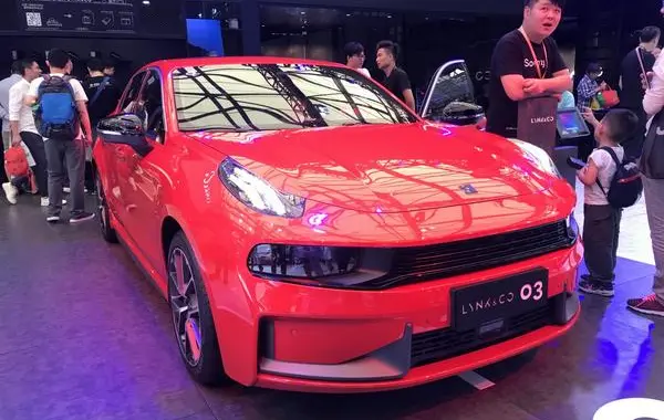 Lynk & Co 03-7