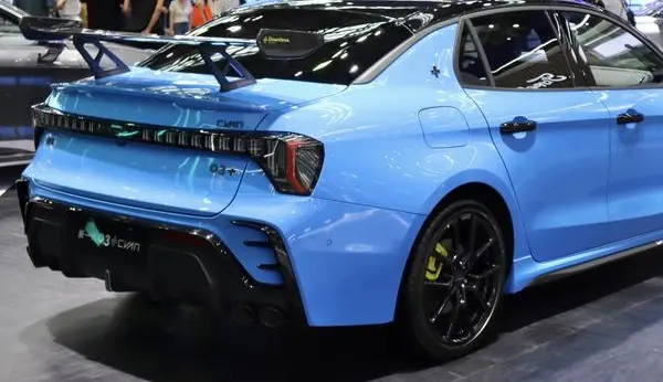 Lynk & Co 03 (facelift 2022)-0