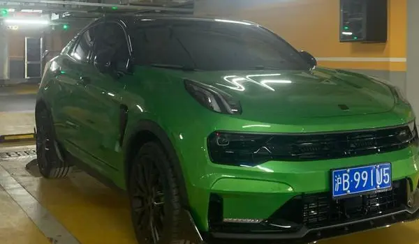 Lynk & Co 05-6