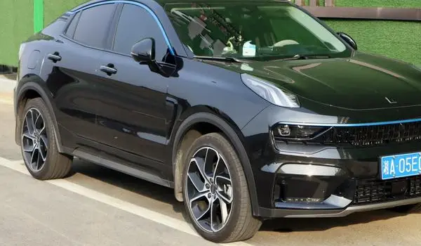 Lynk & Co 05-1