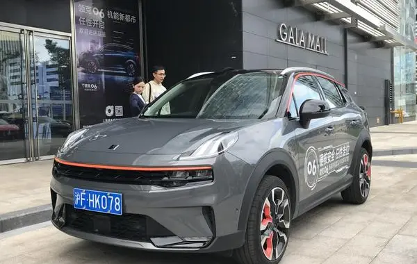 Lynk & Co 06-2