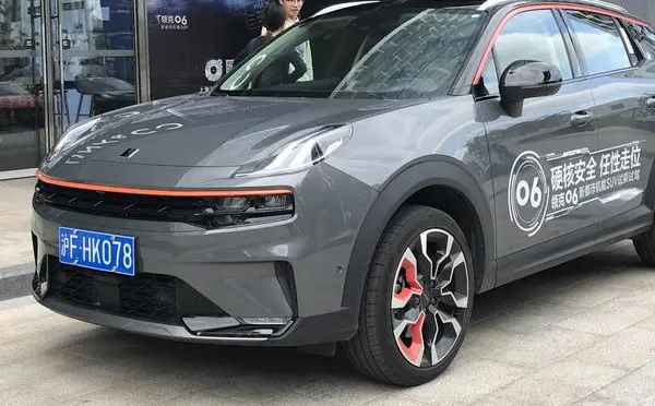Lynk & Co 06-1