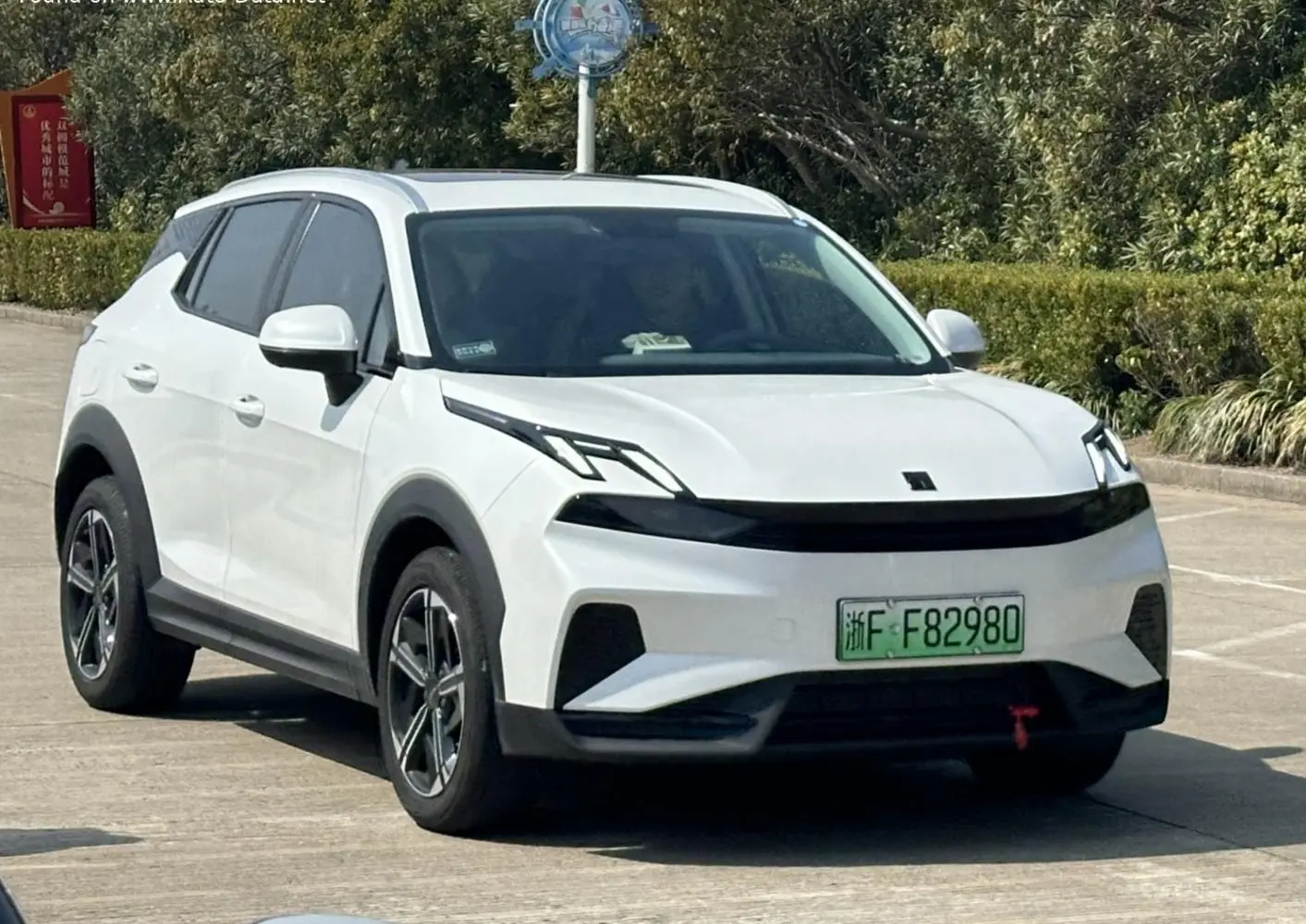 Lynk & Co 06 (facelift 2023)-0