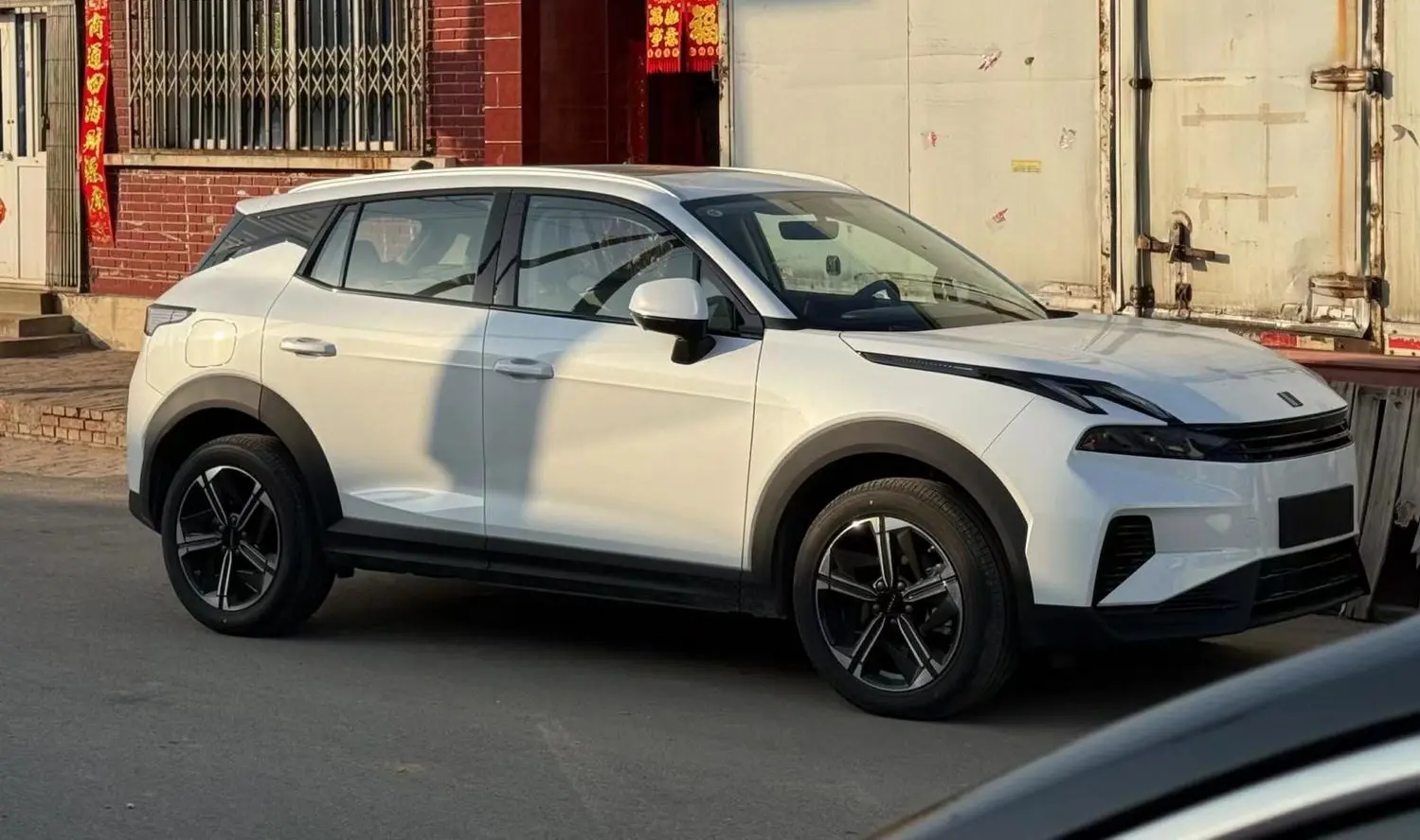 Lynk & Co 06 (facelift 2023)-2