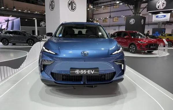 MG MGS5 EV-4