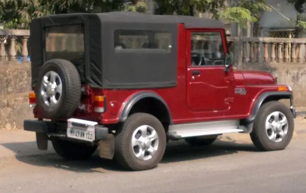 Mahindra Thar I-0