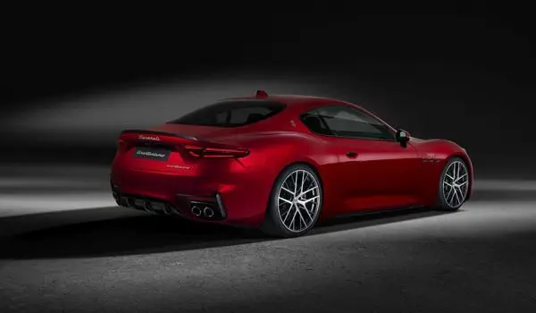 Maserati GranTurismo II-0
