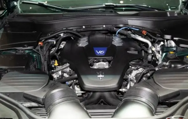 Maserati Levante-1