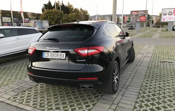 Maserati Levante-7