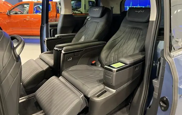 Maxus Mifa 9-11