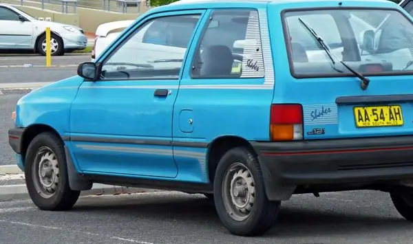 Mazda 121 I (DA)-1