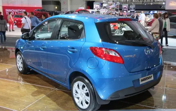 Mazda 2 II (DE, facelift 2010)-7
