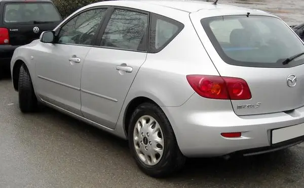 Mazda 3 I Hatchback (BK)-0