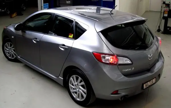 Mazda 3 II Hatchback (BL, facelift 2011)-3