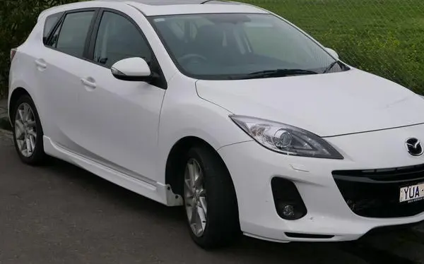 Mazda 3 II Hatchback (BL, facelift 2011)-1