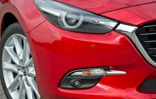 Mazda 3 III Hatchback (BM, facelift 2017)-8