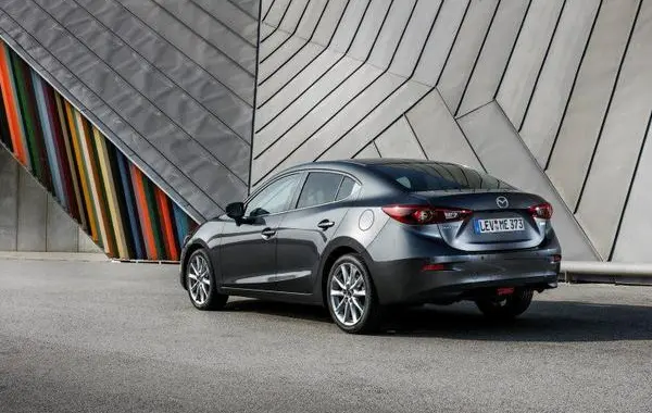 Mazda 3 III Sedan (BM, facelift 2017)-0