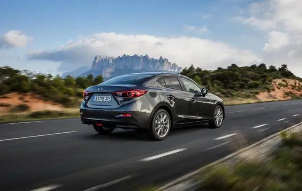 Mazda 3 III Sedan (BM, facelift 2017)-3