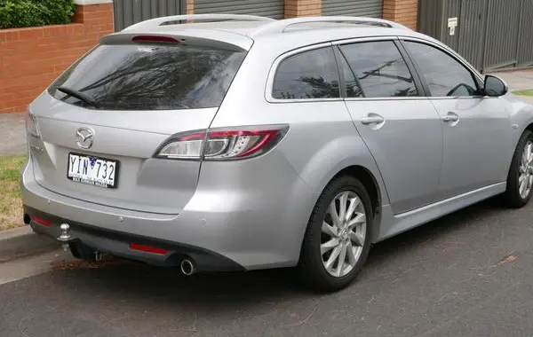 Mazda 6 II Combi (GH, facelift 2010)-1