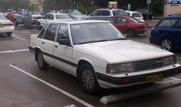 Mazda 929 II (HB)-0