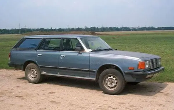 Mazda 929 II Station Wagon (HV)