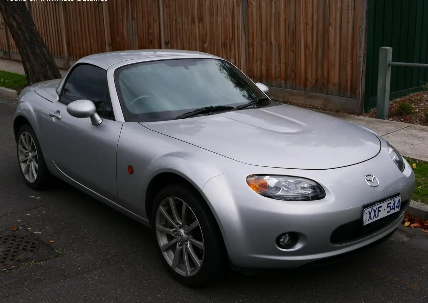 Mazda MX-5 III (NC) Hardtop-4