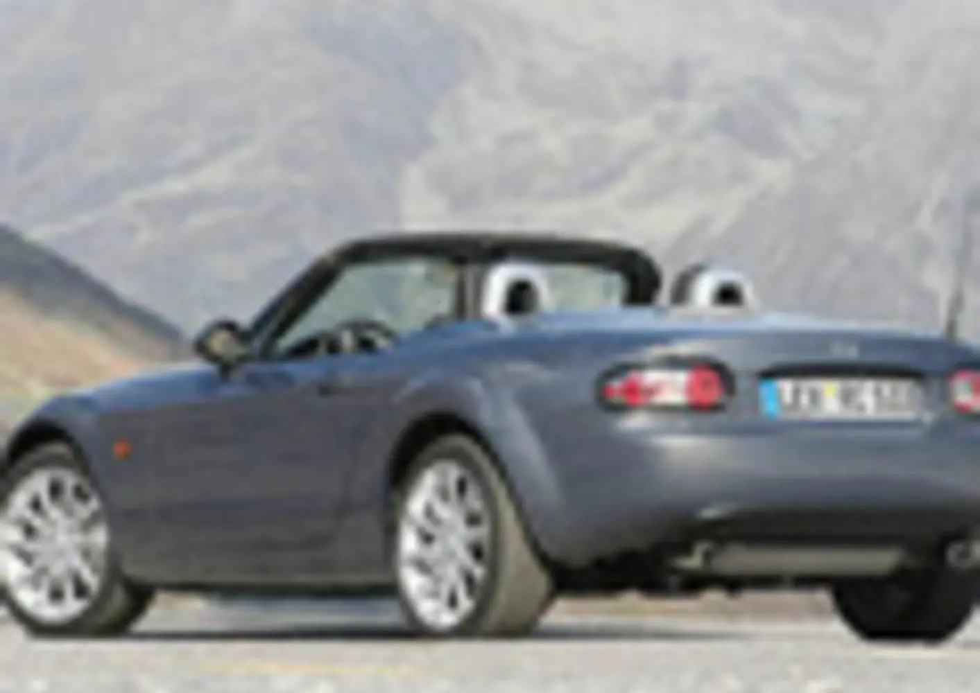 Mazda MX-5 III (NC) Hardtop-7