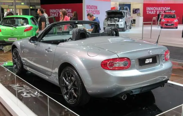 Mazda MX-5 III (NC, facelift 2012) Hardtop-0