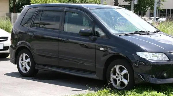 Mazda Premacy (CP)-2