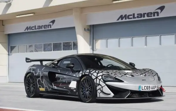McLaren 620R