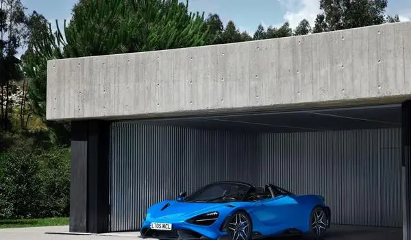 McLaren 765LT Spider-8