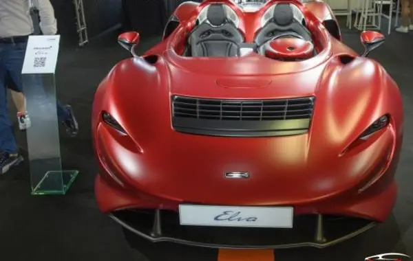 McLaren Elva-3