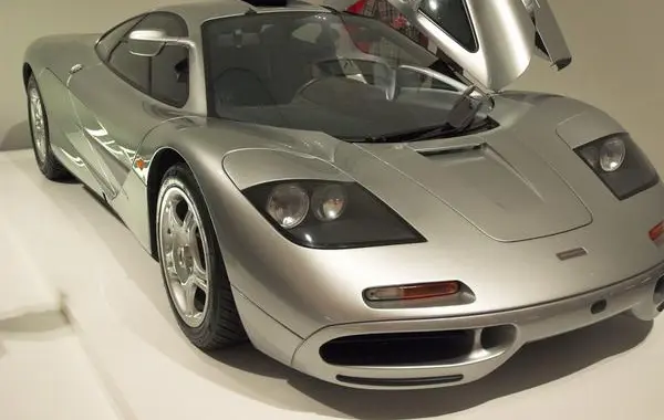 McLaren F1-5