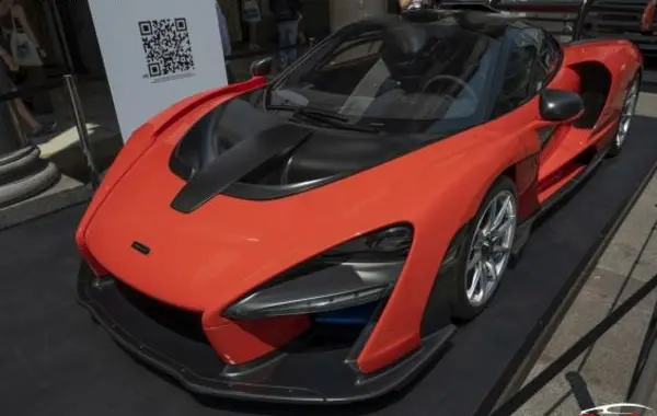 McLaren Senna