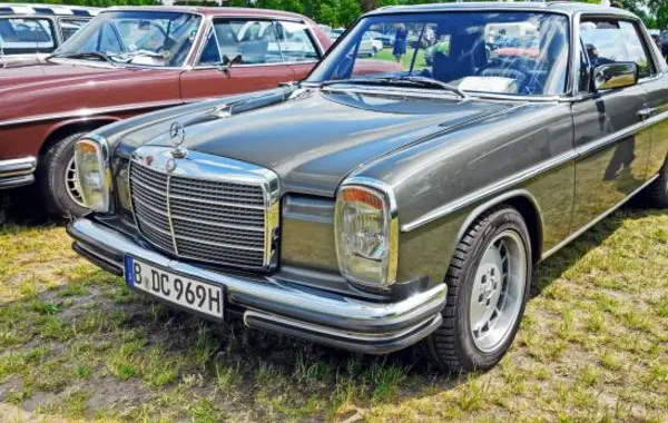 Mercedes-Benz /8 Coupe (W114, facelift 1973)