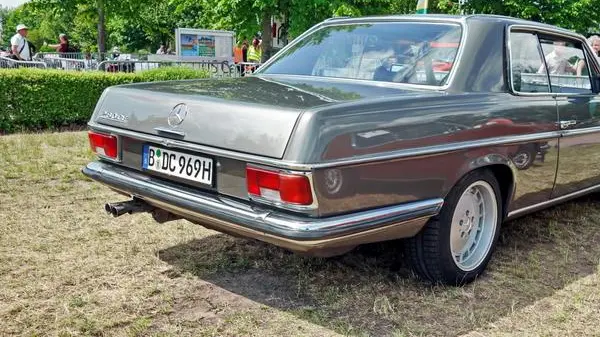 Mercedes-Benz /8 Coupe (W114, facelift 1973)-1