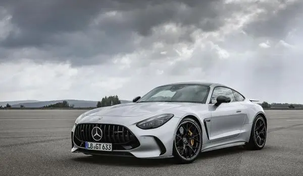 Mercedes-Benz AMG GT (C192)-1