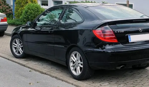 Mercedes-Benz C-Класс Sport Coupe (CL203)-0