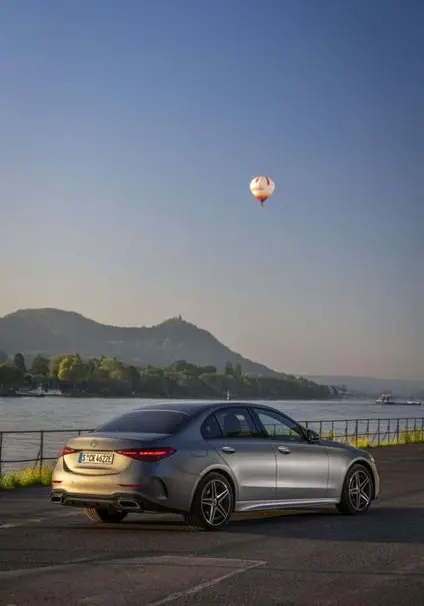Mercedes-Benz C-class (W206)-11