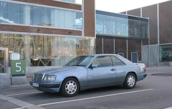 Mercedes-Benz C124-2