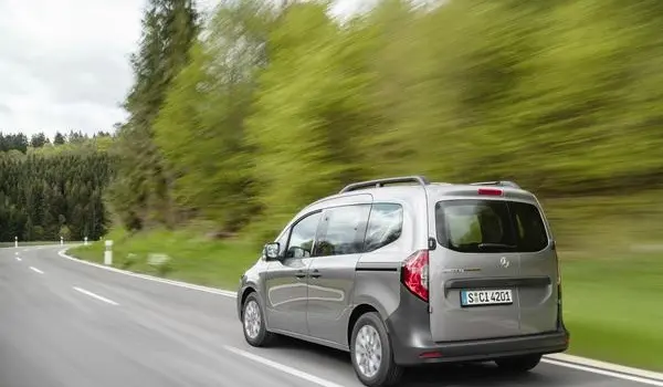Mercedes-Benz Citan II Tourer (W420)-8