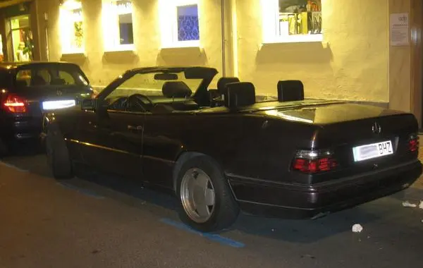 Mercedes-Benz E-Класс Cabrio (A124)-5