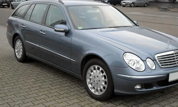 Mercedes-Benz E-Класс T-modell (S211)-5