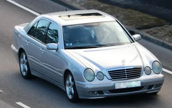 Mercedes-Benz E-Класс (W210, facelift 1999)-4