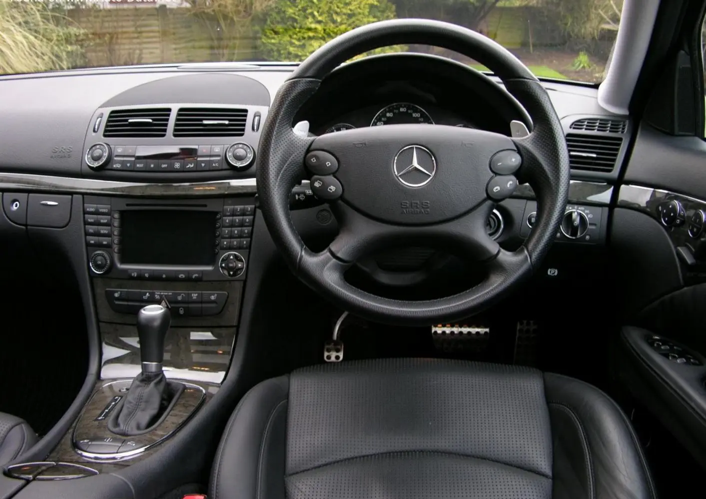 Mercedes-Benz E-Класс (W211, facelift 2006)-1