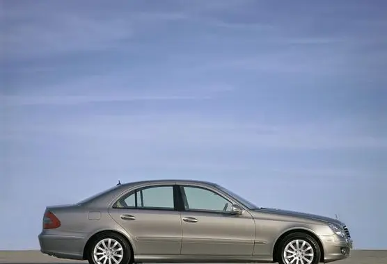 Mercedes-Benz E-Класс (W211, facelift 2006)-1