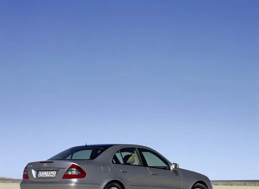 Mercedes-Benz E-Класс (W211, facelift 2006)-2
