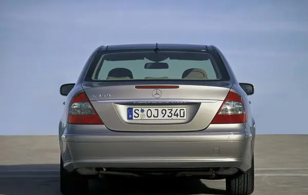 Mercedes-Benz E-Класс (W211, facelift 2006)-0