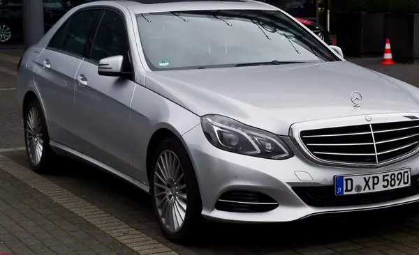 Mercedes-Benz E-Класс (W212, facelift 2013)-0